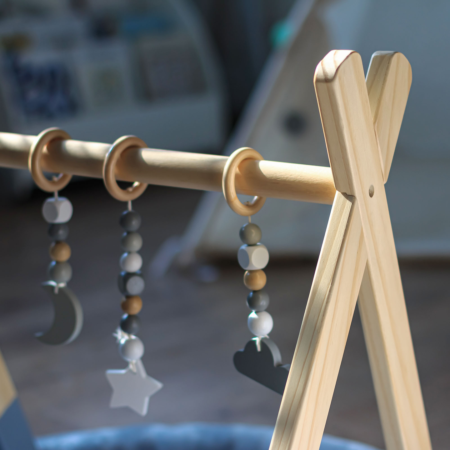 Baby Gym, supporto educativo in legno - colore grigio