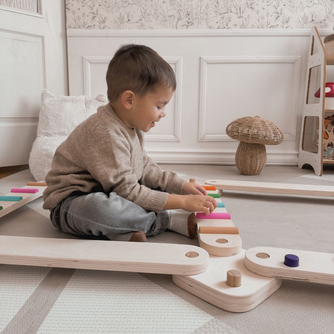 Pista di equilibrio in legno - percorso sensoriale - 14 elementi