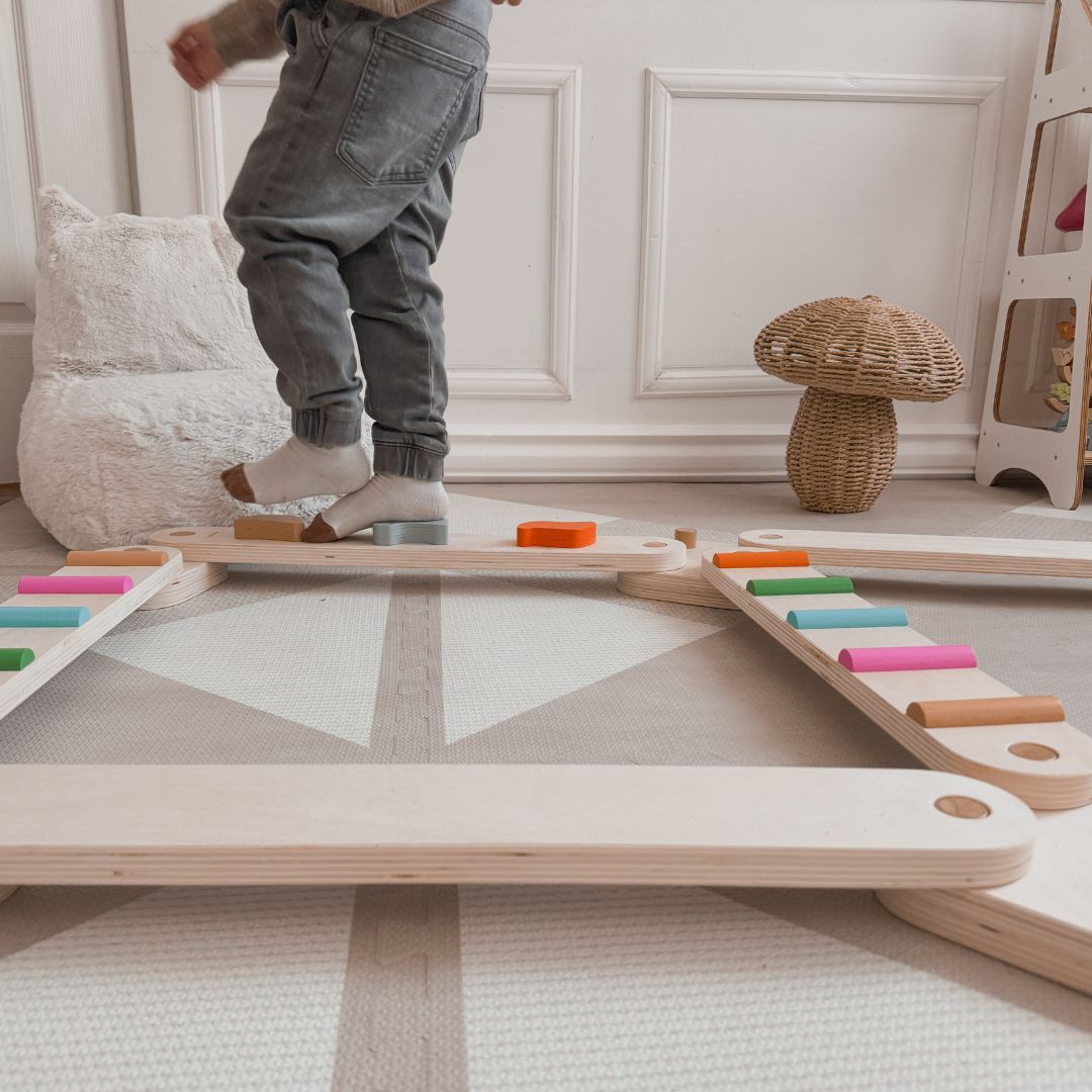 Pista di equilibrio in legno - percorso sensoriale - 14 elementi