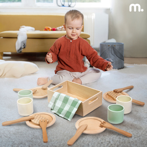 Set da pranzo per bambini in legno con tovagliette verdi