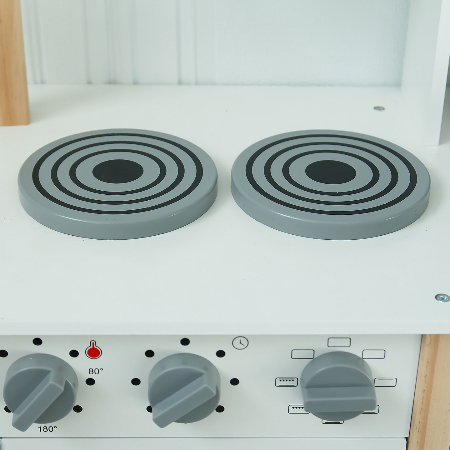 Cucina per bambini in legno con microonde