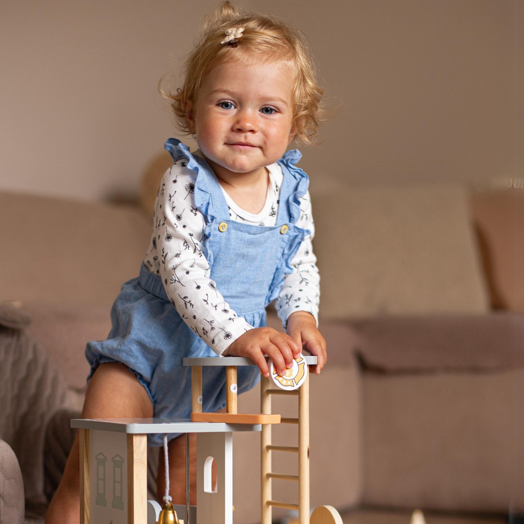 Stazione dei pompieri in legno con accessori, vigili del fuoco