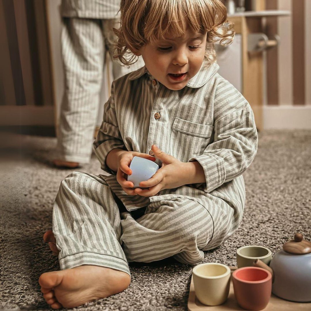 Servizio da tè in legno con vassoio - 7 articoli