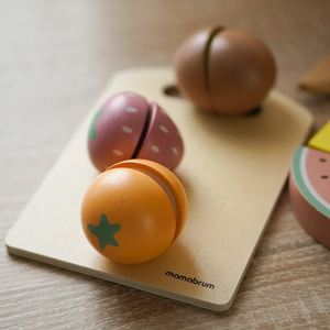 Set di frutta da taglio in legno