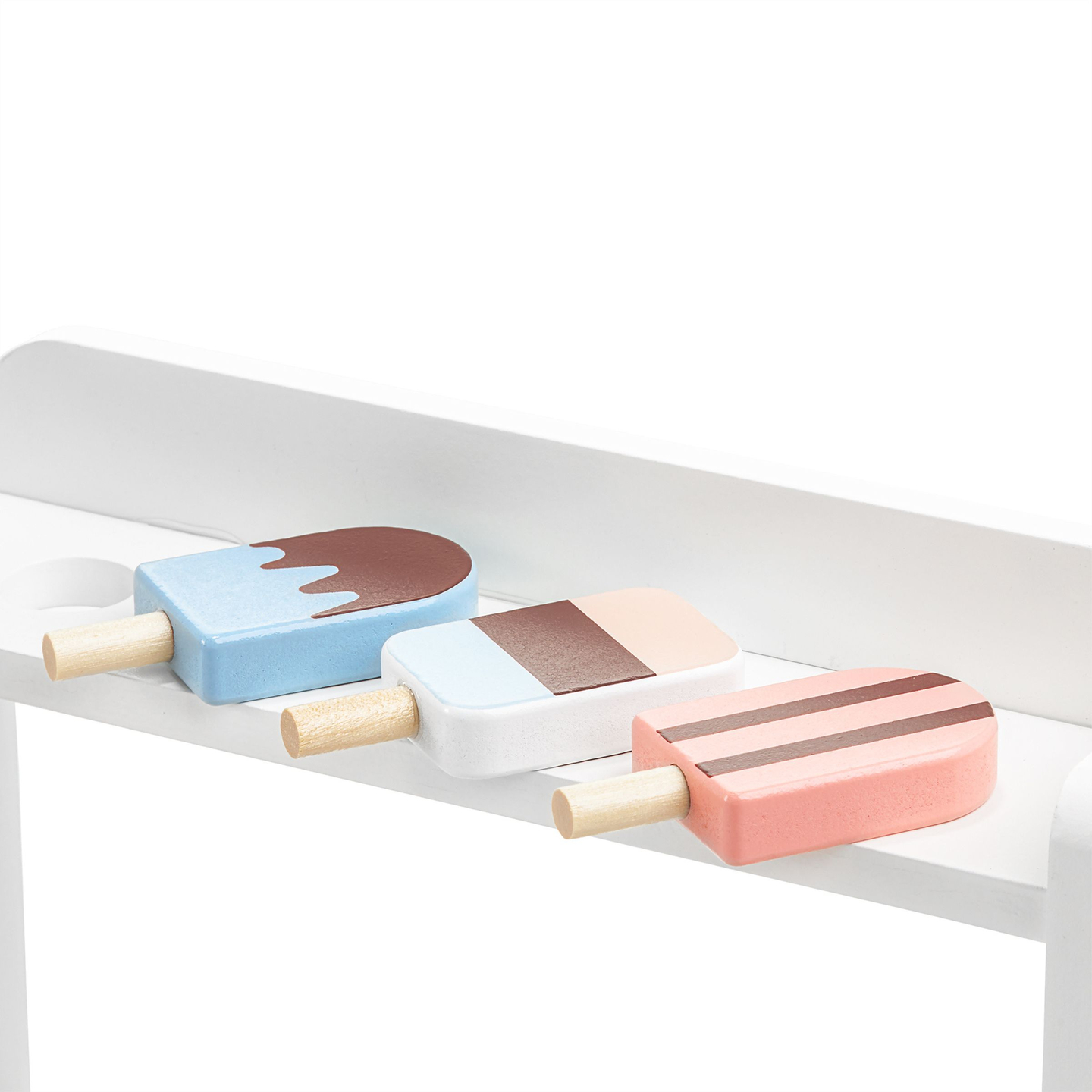 Gelateria in legno con macchina da caffè - caffetteria con accessori