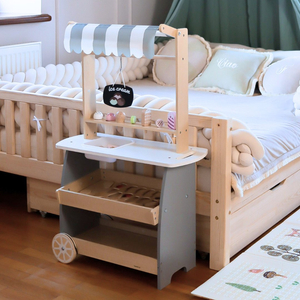 Gelateria in legno su ruote - carrello gelato