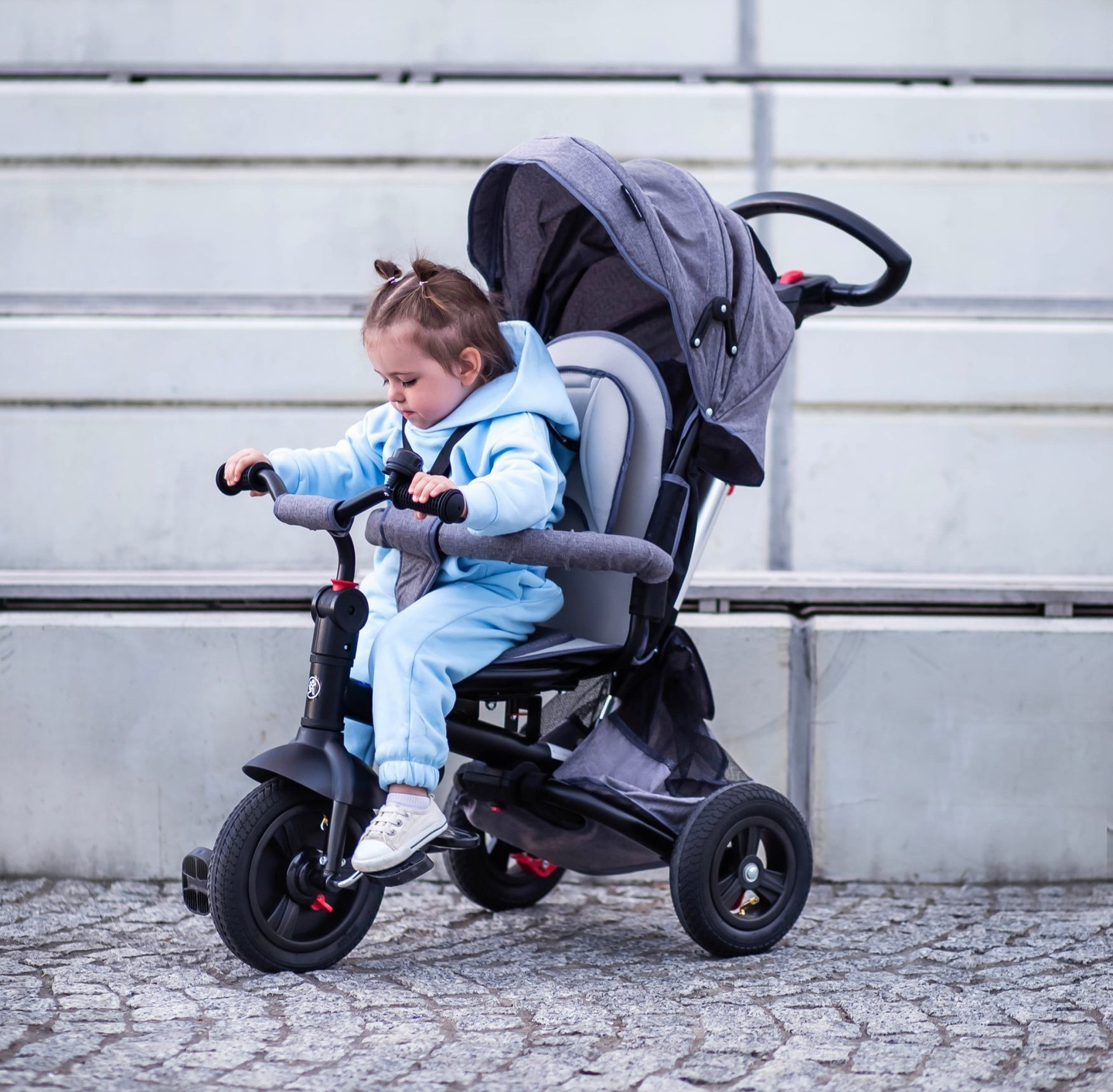 Tobi Velar triciclo + pellicola antipioggia - grigio