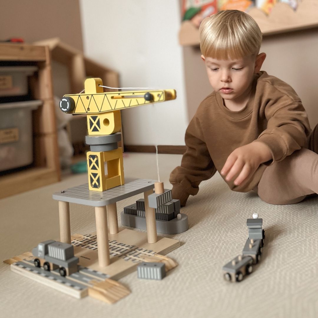 Gru portuale mobile con argano magnetico e accessori - set in legno