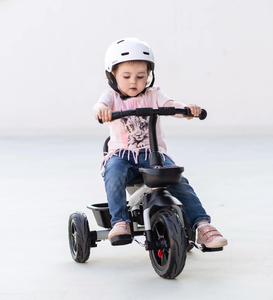 HyperMotion TOBI VECTOR triciclo - ruote gonfiabili eterne + barra di spinta. Colore: grigio chiaro.