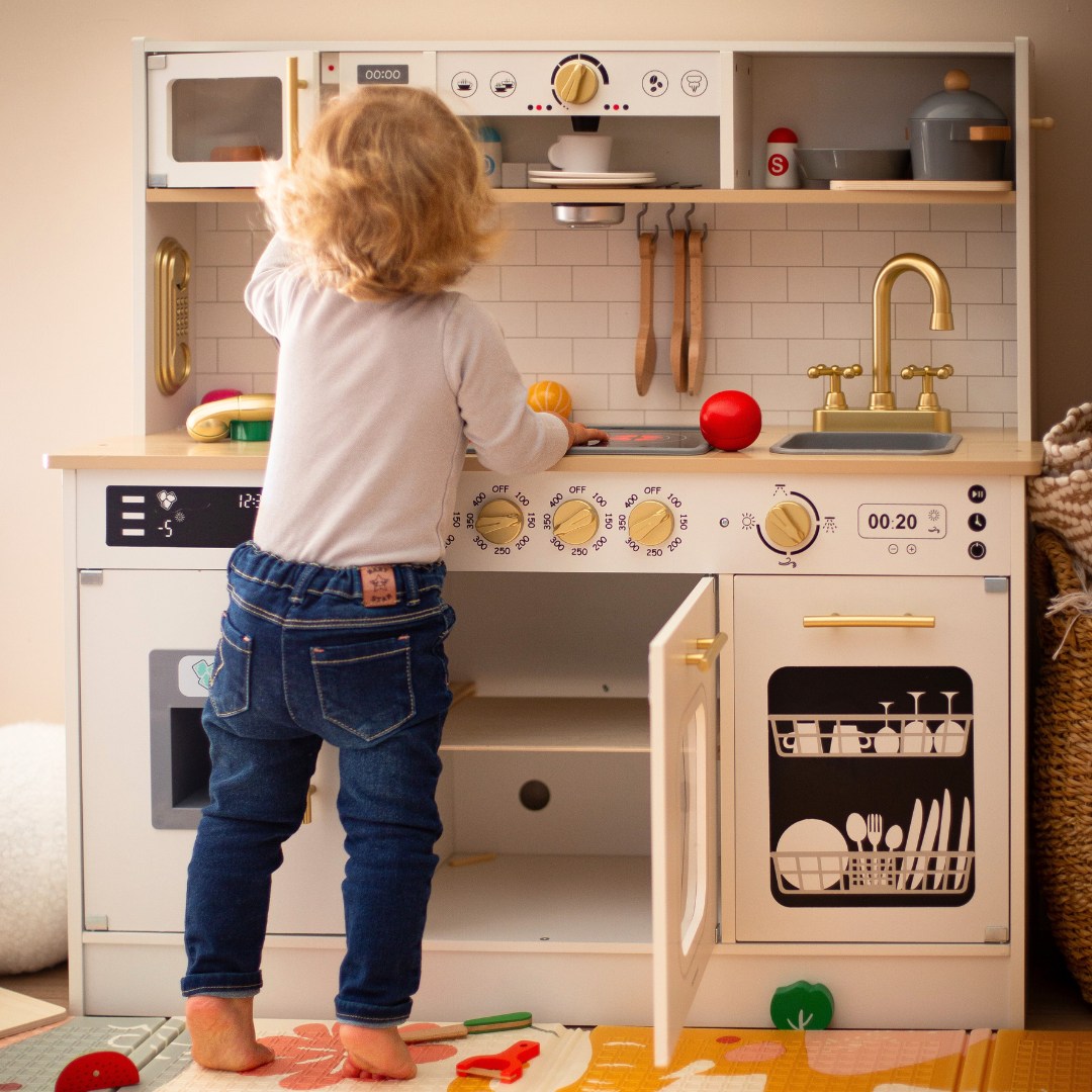 Cucina interattiva XXL in legno con accessori e illuminazione a LED - su due livelli