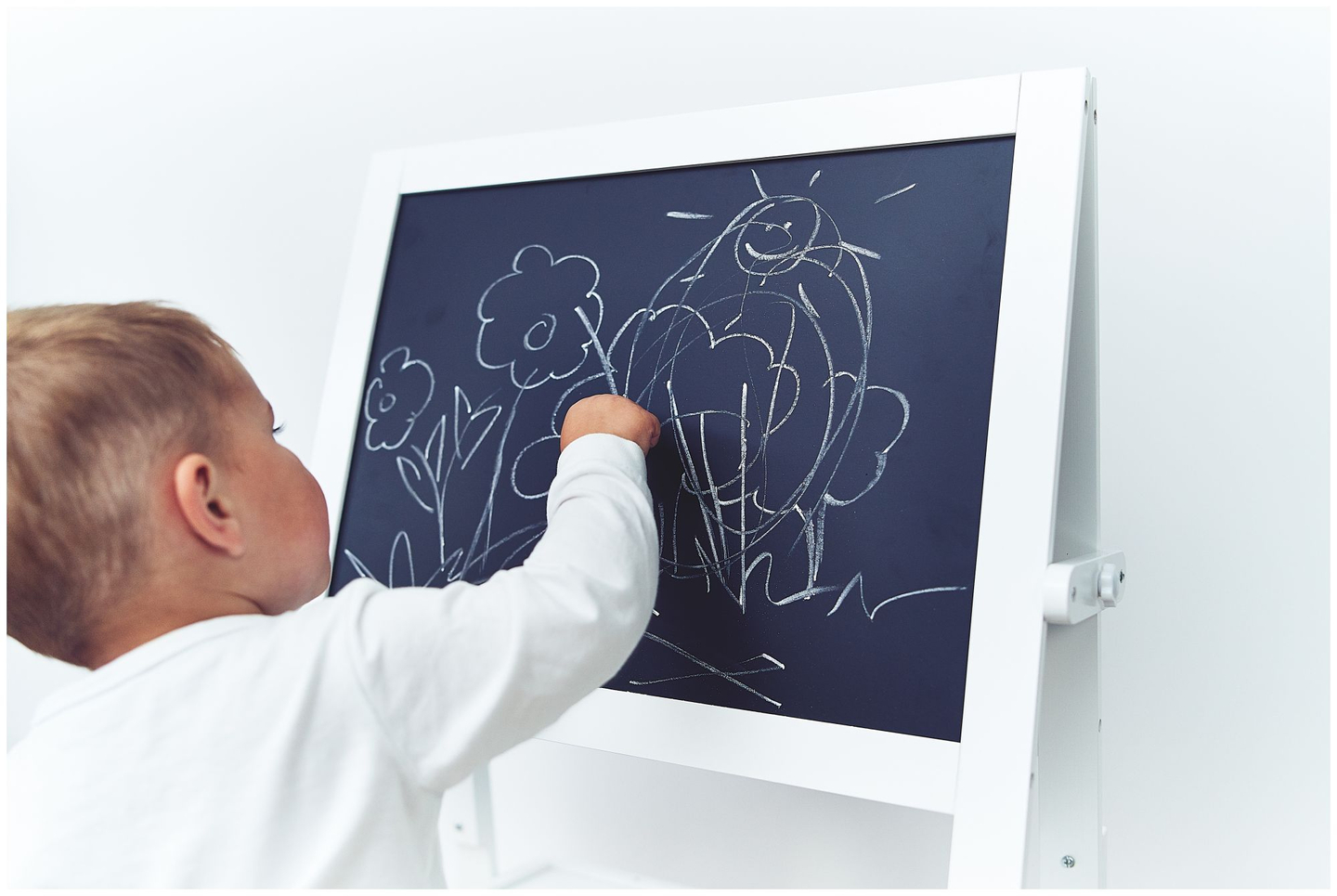 Lavagna educativa bifacciale: magnetica e con gesso - cancellabile a secco, in legno, per bambini, richiudibile