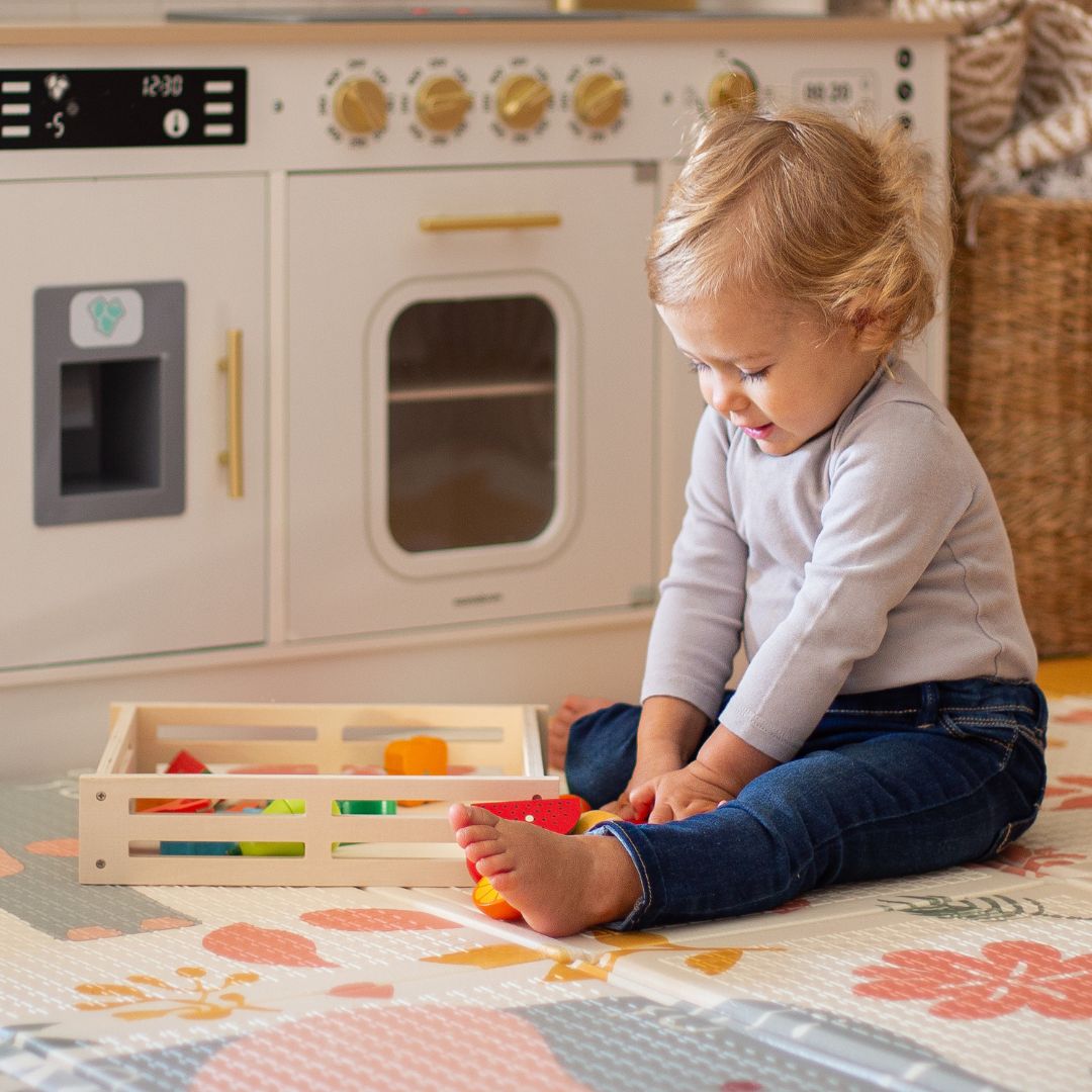 Frutta e verdura in legno da tagliare