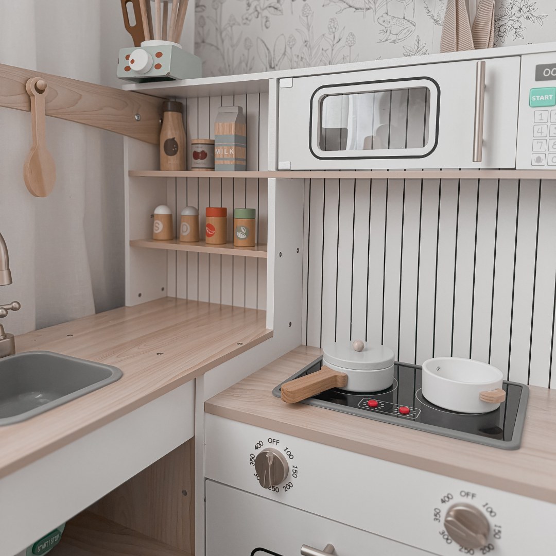 Cucina ad angolo interattiva in legno XXXL con frigorifero, microonde, forno, lavastoviglie e accessori - bianco